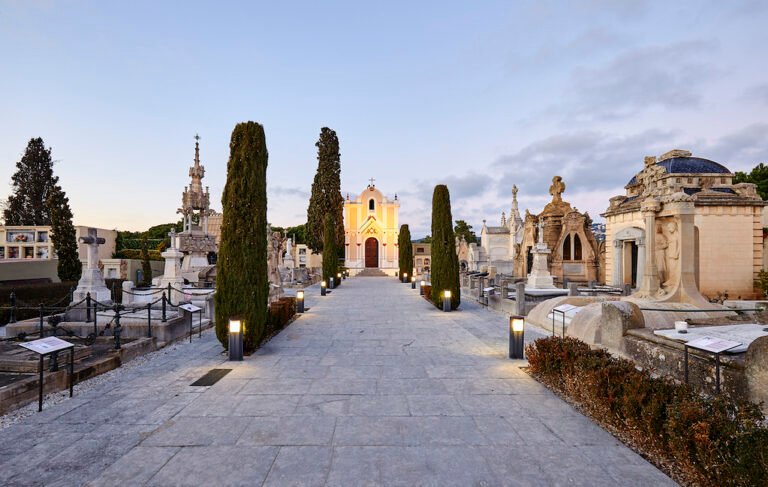 Cementerio modernista de Lloret de Mar